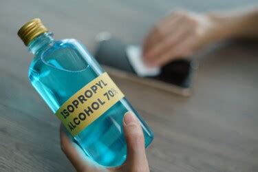 isopropyl alcohol vs ethanol for cleaning electronics|Ethanol vs. Isopropyl .